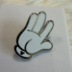 💙3/$20 DISNEY Mickey hand trading pin